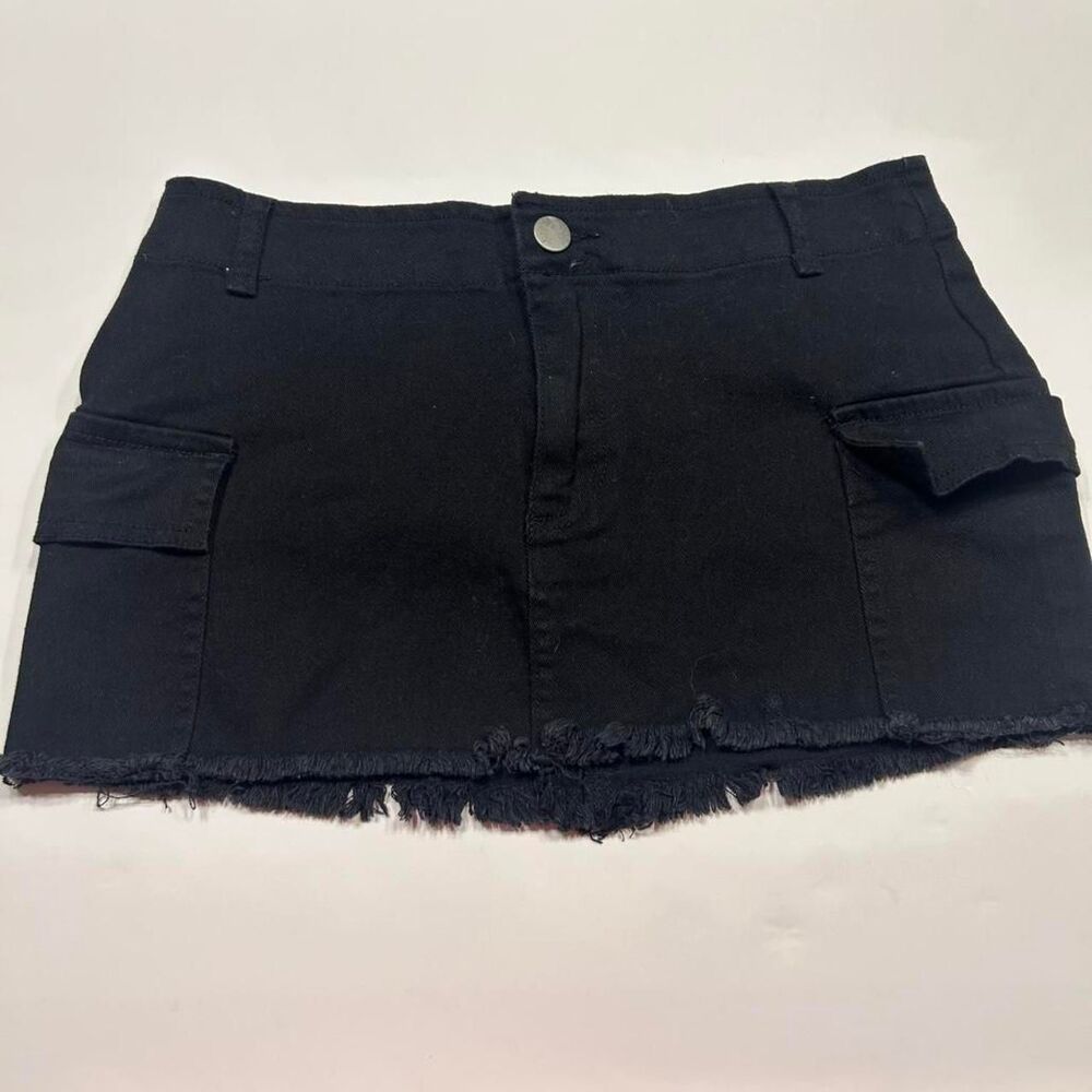 Almost-famous Women's Black Skirt
